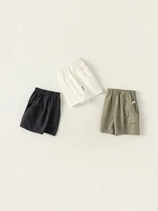Cargo korte broeken voor jongens in zwart wit en groen met elastische tailleband