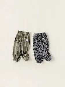 Pantalon enfant léger avec motifs à l'encre et léopard, coupe confortable à taille élastique