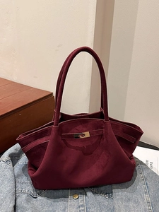 Minimalist burgundy suede tote bag with large capacity and silver metal buckle