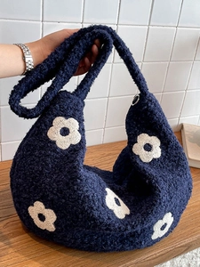 Sac Hobo en Peluche Fleurie pour Femmes Grande Capacité Sac à Bandoulière en Tricot Rétro Hiver Polaire Sac de Mode