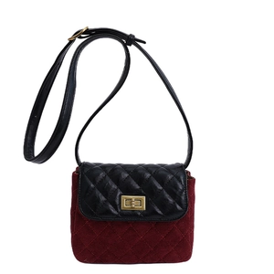 Quilted crossbody bag in black leather and burgundy suede with gold turn-lock