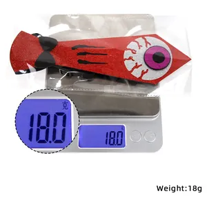 Détail montrant le poids de 18g pour la cravate de fête d'Halloween rouge avec yeux