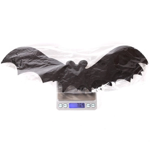 Wholesale non-woven Halloween bat decorations in plastic packaging weighing 76.4g