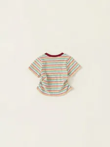Kinder T-Shirt mit bunten Regenbogenstreifen, Kurzarm und kontrastierendem Rundhalsausschnitt