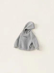 Klassisches graues Kinder-Kapuzen-Sweatshirt mit schwarzer Stickerei aus weicher Baumwolle