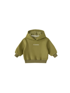 Olivgrünes Kapuzen-Sweatshirt für Kinder mit weißer Stickerei auf weißem Hintergrund