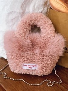 Fashionable Plush Bucket Crossbody Bag For Women Autumn Winter Fluffy Lamb Wool Shoulder Bag With Metal Ball Chain Casual Simple Handbag