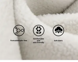 Détail de la texture douce du molleton blanc pour pantalon enfant montrant son épaisseur