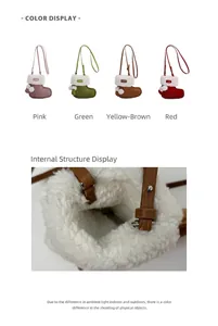 Nahaufnahme des Plüschfutters und Wildledermaterials der Crossbody-Tasche in Stiefelform