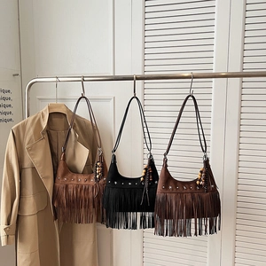 Retro fringed dumpling bag with star rivets and beaded charms in three classic colors