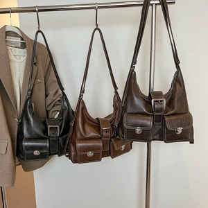 Three retro large capacity tote bags in black, reddish brown and dark coffee colors