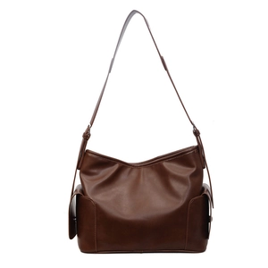 Retro dark brown large tote bag in matte PU leather with adjustable shoulder strap