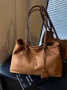 Grand sac cabas rétro en daim marron pour femme avec anses en cuir et coutures verticales