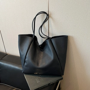 Large capacity black tote bag with lychee texture PU leather for daily office commuting