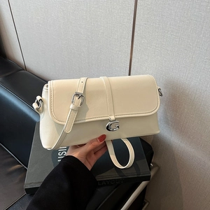 Sac baguette blanc crème avec boucle G dorée et bandoulière réglable pour femmes