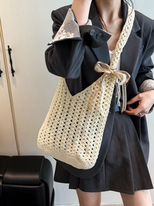 Sac fourre-tout au crochet blanc crème avec nœud en ruban pour les vacances d'été