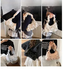 Détails des sacs à bandoulière froncés en plusieurs couleurs avec des nœuds élégants