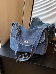 Borsa a tracolla retrò in denim lavato con tracolla regolabile e chiusura a scatto