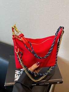 Women Nylon Hobo Crossbody Bag Casual Pleated Dumpling Shoulder Bag With Metal Chain And Braided Rope Strap Fashion Handbag
