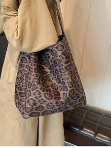Leopard Print Large Capacity Shoulder Bucket Bag Nylon Fabric Hobo Tote Bag For Women Daily Casual Fashion Streetwear
