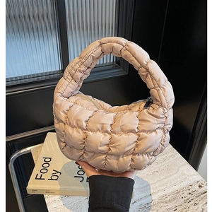 Sac à Main Matelassé Tendance pour Femmes Motif à Carreaux Sac Nuage Rembourré Minimaliste Couleur Unie Sac Sous le Bras