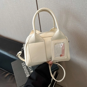 Sac bandoulière chic crème en cuir verni avec fente pour carte et bandoulière réglable