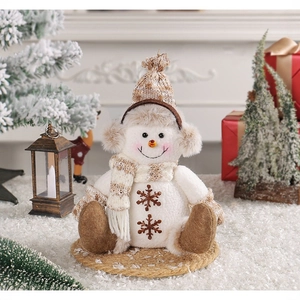 Poupée bonhomme de neige de Noël en tricot marron chaud avec un support en toile de jute