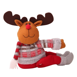 Simpatica renna natalizia di peluche con maglione a righe per decorazioni di casa festiva