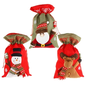 Grands sacs cadeaux de Noël avec cordon de serrage, motifs Père Noël et Bonhomme de neige