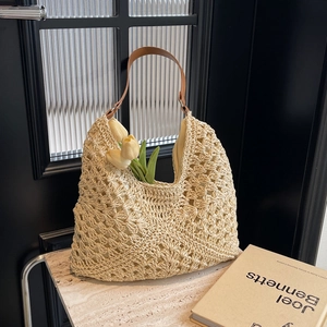 Women Woven Hollow Out Straw Tote Bag Large Capacity Summer Beach Shoulder Bag Vacation Casual Handbag With PU Strap
