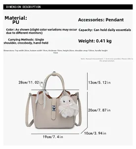 Tableau des dimensions détaillé du sac seau en PU beige avec pendentif mouton info