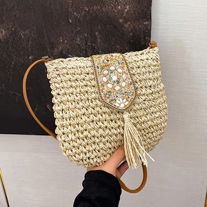 Bohemian Straw Woven Crossbody Bag For Women Handmade Beaded Shell Tassel Bucket Bag Summer Beach Vacation Shoulder Bag