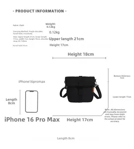 Détail du sac bandoulière étanche montrant la taille comparée à l'iPhone 16 Pro Max
