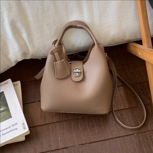 Retro Lychee Texture Synthetic Leather Bucket Bag For Women Simple Commute Shoulder Crossbody Bag With Metal Lock Handbag