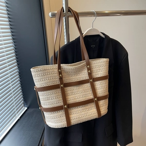 Women Large Capacity Straw Woven Tote Bag Commute Shoulder Bag Rivet Synthetic Leather Contrast Summer Beach Vacation Bag