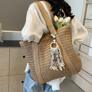 Sac fourre-tout en paille tissé avec breloque à pompon et grande capacité pour la plage