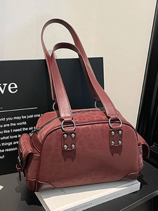 Sac à Épaule Vintage pour Femmes Imprimé Léopard en Cuir Synthétique Décor de Rivets Sac Sous le Bras Mode Sac Oreiller Boston