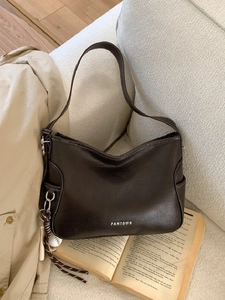 Women Vintage Synthetic Leather Square Shoulder Bag Large Capacity Crossbody Bag With Baseball Charm Contrast Stitching Retro Style