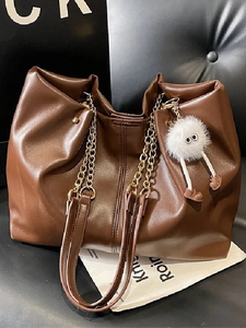 Large Capacity Synthetic Leather Tote Bag For Women Minimalist Commute Shoulder Bag Gold Chain Handbag With Plush Pendant