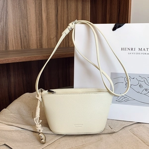 Women Fashion Litchi Grain Synthetic Leather Shoulder Crossbody Bag Mini Bucket Bag With Heart Metal Charm Knot Strap