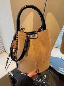 Women Retro Matte PU Suede Bucket Bag With Wooden Bead Floral Charm Ethnic Crossbody Shoulder Bag Handbag And Pouch