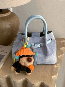 Koreanischer Stil Damen Mode PU Leder Beuteltasche Minimalistische Kleine Umhängetasche Mit Süßem Welpen Plüsch-Anhänger