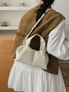 Chic white pleated cloud handbag with adjustable strap and premium litchi texture