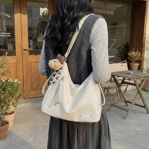 Retro cream white large capacity hobo shoulder bag with cute bear charm for daily commuting