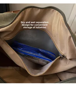 Detail of internal dry and wet separation compartment with waterproof zipper layer