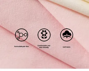 Nahaufnahme aus weichem Baumwollstrick in Pink und Beige mit feiner Textur