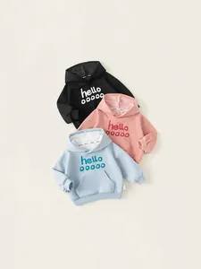 Trois sweats à capuche pour enfants en noir rose et bleu avec imprimé hello et poche