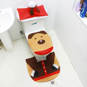 Set da bagno natalizio con renna da 3 pezzi con tappeto in flanella rossa e copriwater