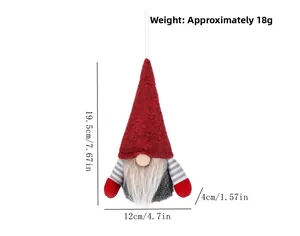 Dettaglio gnomo di Natale rosso con dimensioni di 19,5 cm di altezza e 12 cm di larghezza