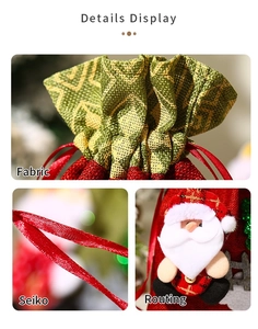 Detailaufnahme der Weihnachtsgeschenktüte mit 3D-Weihnachtsmann und rotem Kordelzug